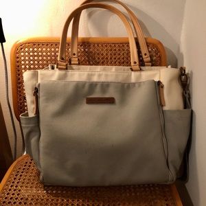 Petunia Picklebottom City Carryall EUC